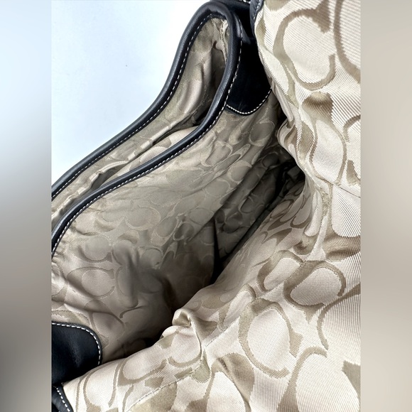 VINTAGE COACH LEATHER HOBO (style #9481) BUCKET CROSSBODY BAG - Picture 13 of 15